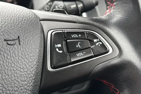 ET68CSX Ford Kuga 2.0 TDCi ST-Line X Powershift AWD Euro 6 (s/s) 5dr Thumbnail #48