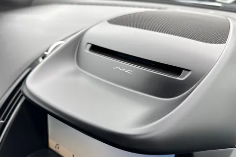 ET68CSX Ford Kuga 2.0 TDCi ST-Line X Powershift AWD Euro 6 (s/s) 5dr Thumbnail #53