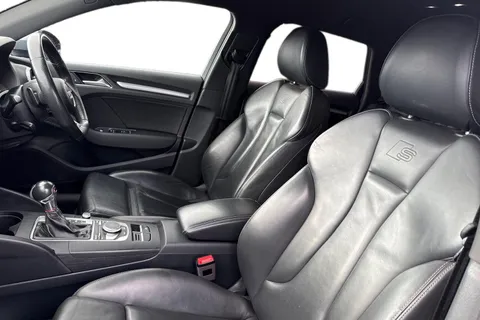 WX67VFS Audi S3 2.0 TFSI Sportback S Tronic quattro Euro 6 (s/s) 5dr Thumbnail #12