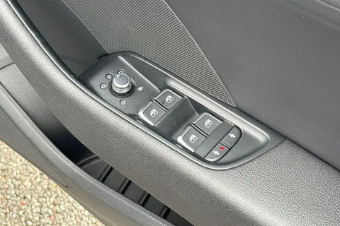 WX67VFS Audi S3 2.0 TFSI Sportback S Tronic quattro Euro 6 (s/s) 5dr Thumbnail #19