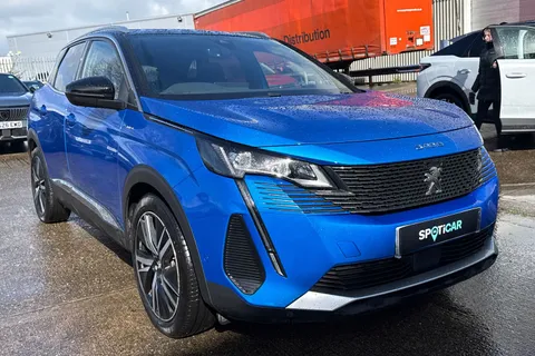 BYZ3111 PEUGEOT 3008 1.6 13.2kWh GT e-EAT 4WD Euro 6 (s/s) 5dr Thumbnail #10