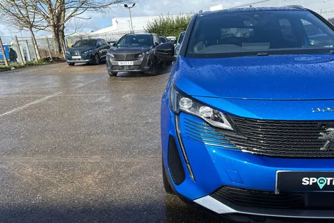 BYZ3111 PEUGEOT 3008 1.6 13.2kWh GT e-EAT 4WD Euro 6 (s/s) 5dr Thumbnail #26