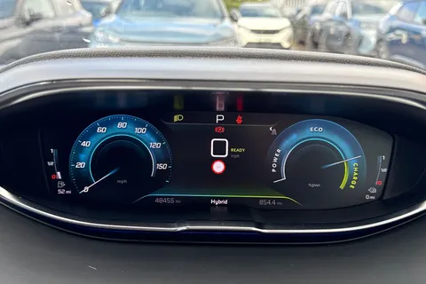 BYZ3111 PEUGEOT 3008 1.6 13.2kWh GT e-EAT 4WD Euro 6 (s/s) 5dr Thumbnail #45