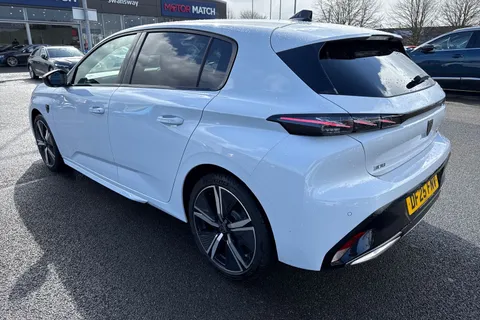 DF25FNV PEUGEOT 308 1.2 HYBRID GT e-DSC6 Euro 6 (s/s) 5dr Thumbnail #30