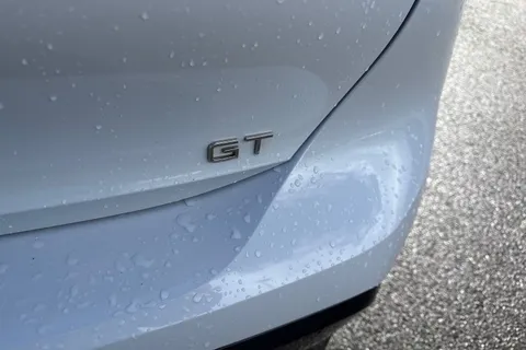 DF25FNV PEUGEOT 308 1.2 HYBRID GT e-DSC6 Euro 6 (s/s) 5dr Thumbnail #34