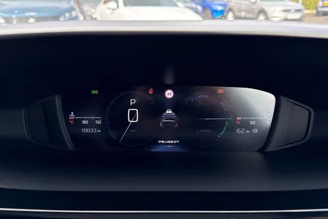 DF25FNV PEUGEOT 308 1.2 HYBRID GT e-DSC6 Euro 6 (s/s) 5dr Thumbnail #38