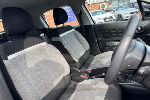 24 of 52 for Citroën C3 1.2 PureTech Origins Euro 6 (s/s) 5dr