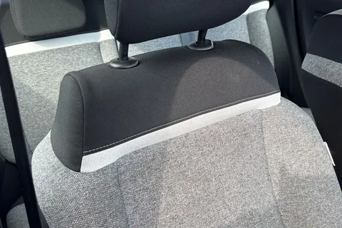 32 of 52 for Citroën C3 1.2 PureTech Origins Euro 6 (s/s) 5dr