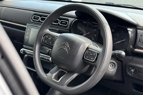 33 of 52 for Citroën C3 1.2 PureTech Origins Euro 6 (s/s) 5dr