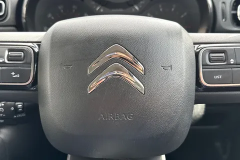 37 of 52 for Citroën C3 1.2 PureTech Origins Euro 6 (s/s) 5dr