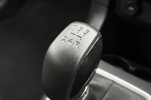 45 of 52 for Citroën C3 1.2 PureTech Origins Euro 6 (s/s) 5dr