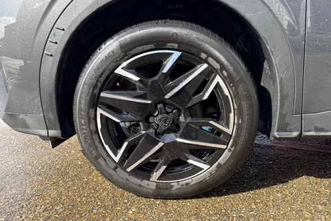 KP25LTX PEUGEOT 3008 1.2 HYBRID GT e-DSC6 Euro 6 (s/s) 5dr Thumbnail #13