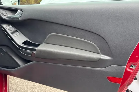 MH68VGE Ford Fiesta 1.0T EcoBoost ST-Line Euro 6 (s/s) 3dr Thumbnail #22