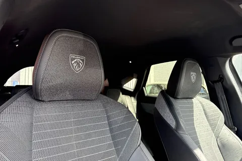 KP25LTX PEUGEOT 3008 1.2 HYBRID GT e-DSC6 Euro 6 (s/s) 5dr Thumbnail #24