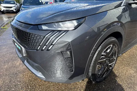 KP25LTX PEUGEOT 3008 1.2 HYBRID GT e-DSC6 Euro 6 (s/s) 5dr Thumbnail #26