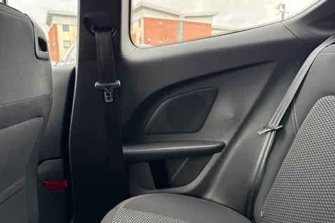 MH68VGE Ford Fiesta 1.0T EcoBoost ST-Line Euro 6 (s/s) 3dr Thumbnail #31