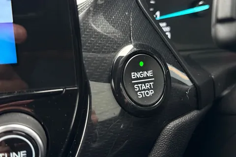 MH68VGE Ford Fiesta 1.0T EcoBoost ST-Line Euro 6 (s/s) 3dr Thumbnail #53