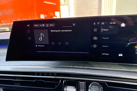 KP25LTX PEUGEOT 3008 1.2 HYBRID GT e-DSC6 Euro 6 (s/s) 5dr Thumbnail #52