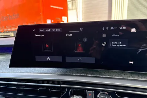 KP25LTX PEUGEOT 3008 1.2 HYBRID GT e-DSC6 Euro 6 (s/s) 5dr Thumbnail #53