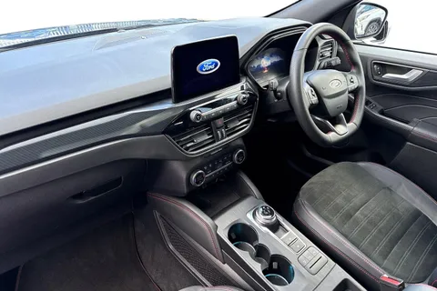 AK72TDX Ford Kuga 2.5 Duratec 14.4kWh ST-Line X Edition CVT Euro 6 (s/s) 5dr Thumbnail #9