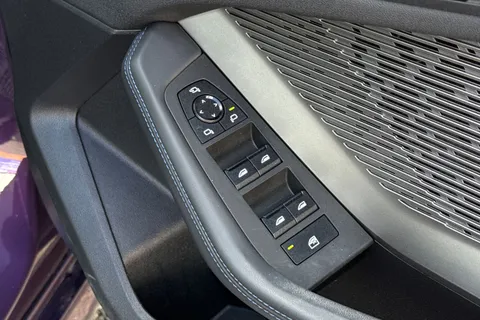 SC74JRU BMW 1 Series 1.5 120i MHT M Sport DCT Euro 6 (s/s) 5dr Thumbnail #24