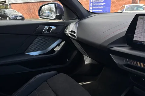 SC74JRU BMW 1 Series 1.5 120i MHT M Sport DCT Euro 6 (s/s) 5dr Thumbnail #43