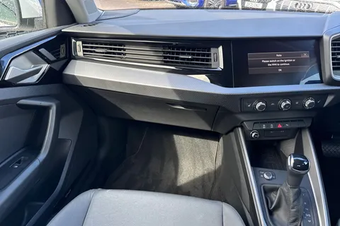 PF24FDP Audi A1 Sport 25 TFSI  95 PS S tronic Thumbnail #21