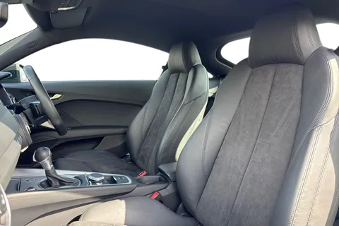 16 of 66 for Audi TT Coup- Sport 40 TFSI 197 PS S tronic