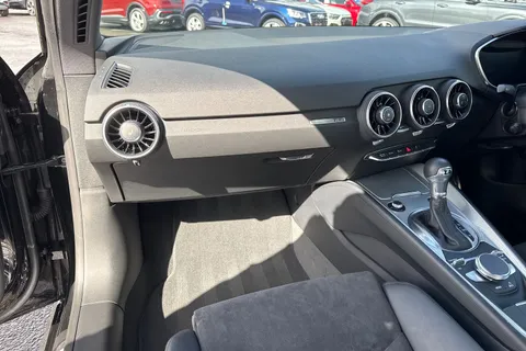 20 of 66 for Audi TT Coup- Sport 40 TFSI 197 PS S tronic