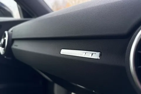 40 of 66 for Audi TT Coup- Sport 40 TFSI 197 PS S tronic