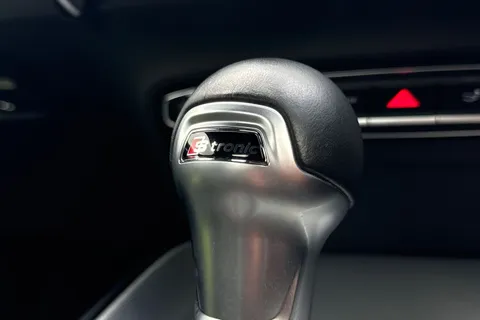 44 of 66 for Audi TT Coup- Sport 40 TFSI 197 PS S tronic