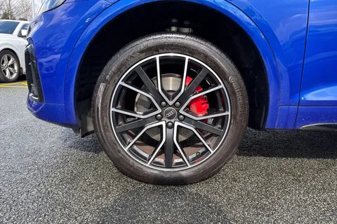 DP22TMV Audi Q5 Edition 1 40 TDI quattro 204 PS S tronic Thumbnail #11