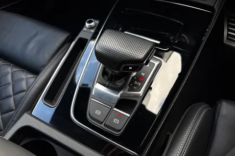 DP22TMV Audi Q5 Edition 1 40 TDI quattro 204 PS S tronic Thumbnail #24