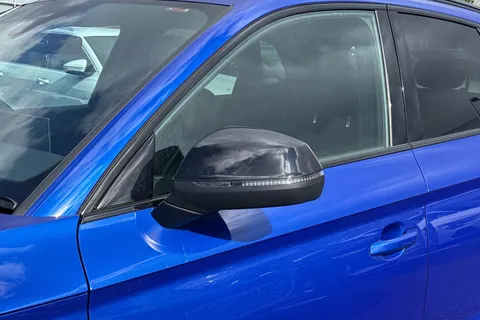 DP22TMV Audi Q5 Edition 1 40 TDI quattro 204 PS S tronic Thumbnail #28