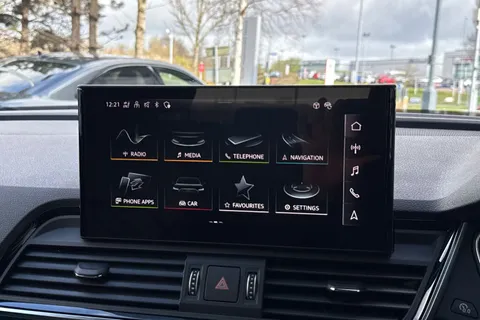 DP22TMV Audi Q5 Edition 1 40 TDI quattro 204 PS S tronic Thumbnail #32