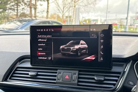 DP22TMV Audi Q5 Edition 1 40 TDI quattro 204 PS S tronic Thumbnail #34