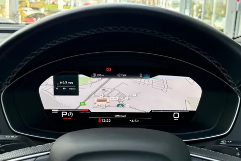 DP22TMV Audi Q5 Edition 1 40 TDI quattro 204 PS S tronic Thumbnail #40