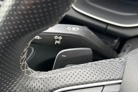 DP22TMV Audi Q5 Edition 1 40 TDI quattro 204 PS S tronic Thumbnail #54