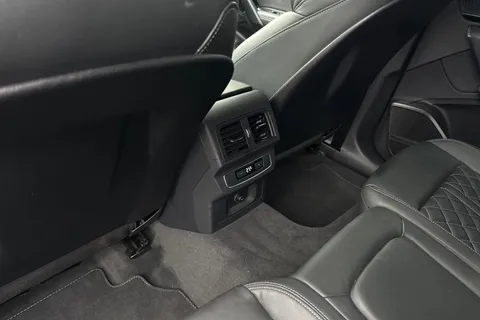 DP22TMV Audi Q5 Edition 1 40 TDI quattro 204 PS S tronic Thumbnail #61