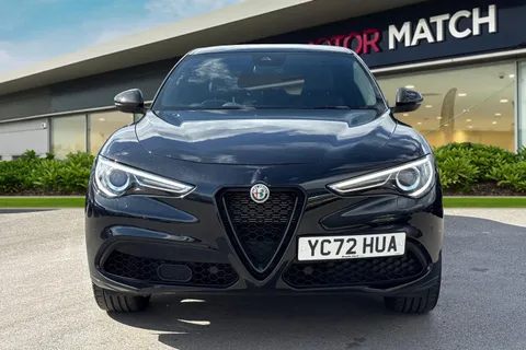 YC72HUA Alfa Romeo Stelvio 2.0T Estrema Auto Q4 AWD Euro 6 (s/s) 5dr Thumbnail #7