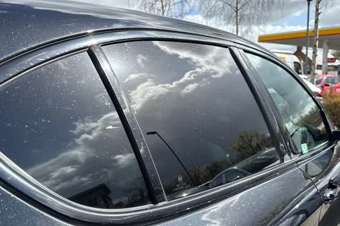 YC72HUA Alfa Romeo Stelvio 2.0T Estrema Auto Q4 AWD Euro 6 (s/s) 5dr Thumbnail #33