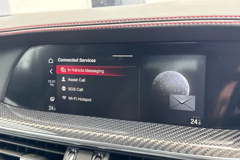 YC72HUA Alfa Romeo Stelvio 2.0T Estrema Auto Q4 AWD Euro 6 (s/s) 5dr Thumbnail #53