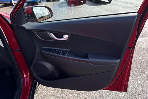 LO21VTD Hyundai Kona 1.0 T-GDi MHEV SE Connect Euro 6 (s/s) 5dr Thumbnail #22