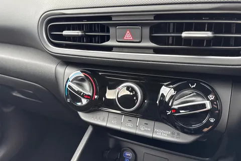 LO21VTD Hyundai Kona 1.0 T-GDi MHEV SE Connect Euro 6 (s/s) 5dr Thumbnail #23