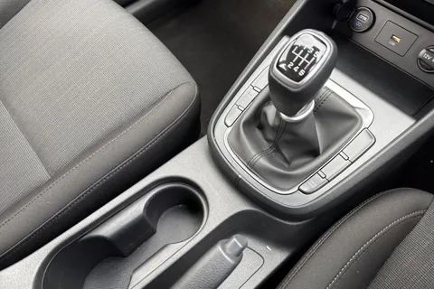 LO21VTD Hyundai Kona 1.0 T-GDi MHEV SE Connect Euro 6 (s/s) 5dr Thumbnail #24