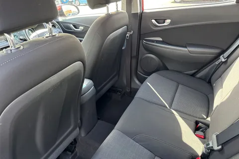 LO21VTD Hyundai Kona 1.0 T-GDi MHEV SE Connect Euro 6 (s/s) 5dr Thumbnail #32