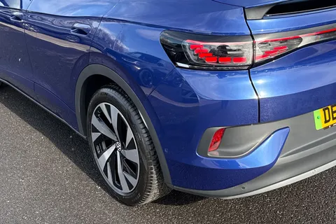 DE25ZNN Volkswagen ID.5 128kW Max Pro 77kWh 5dr Auto Thumbnail #8