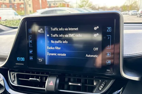 DW19BZC Toyota C-Hr 1.2 VVT-i Design CVT AWD Euro 6 (s/s) 5dr Thumbnail #49