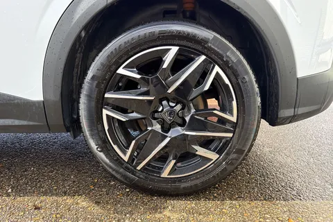 KK25JYO PEUGEOT 3008 1.2 HYBRID GT e-DSC6 Euro 6 (s/s) 5dr Thumbnail #13