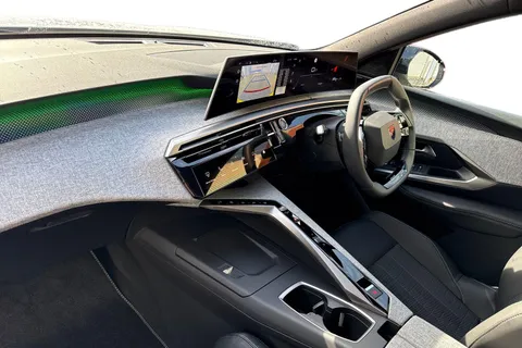 KK25JYO PEUGEOT 3008 1.2 HYBRID GT e-DSC6 Euro 6 (s/s) 5dr Thumbnail #15